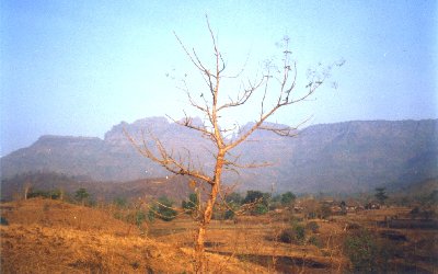 Mahuli as seen from Asangaon